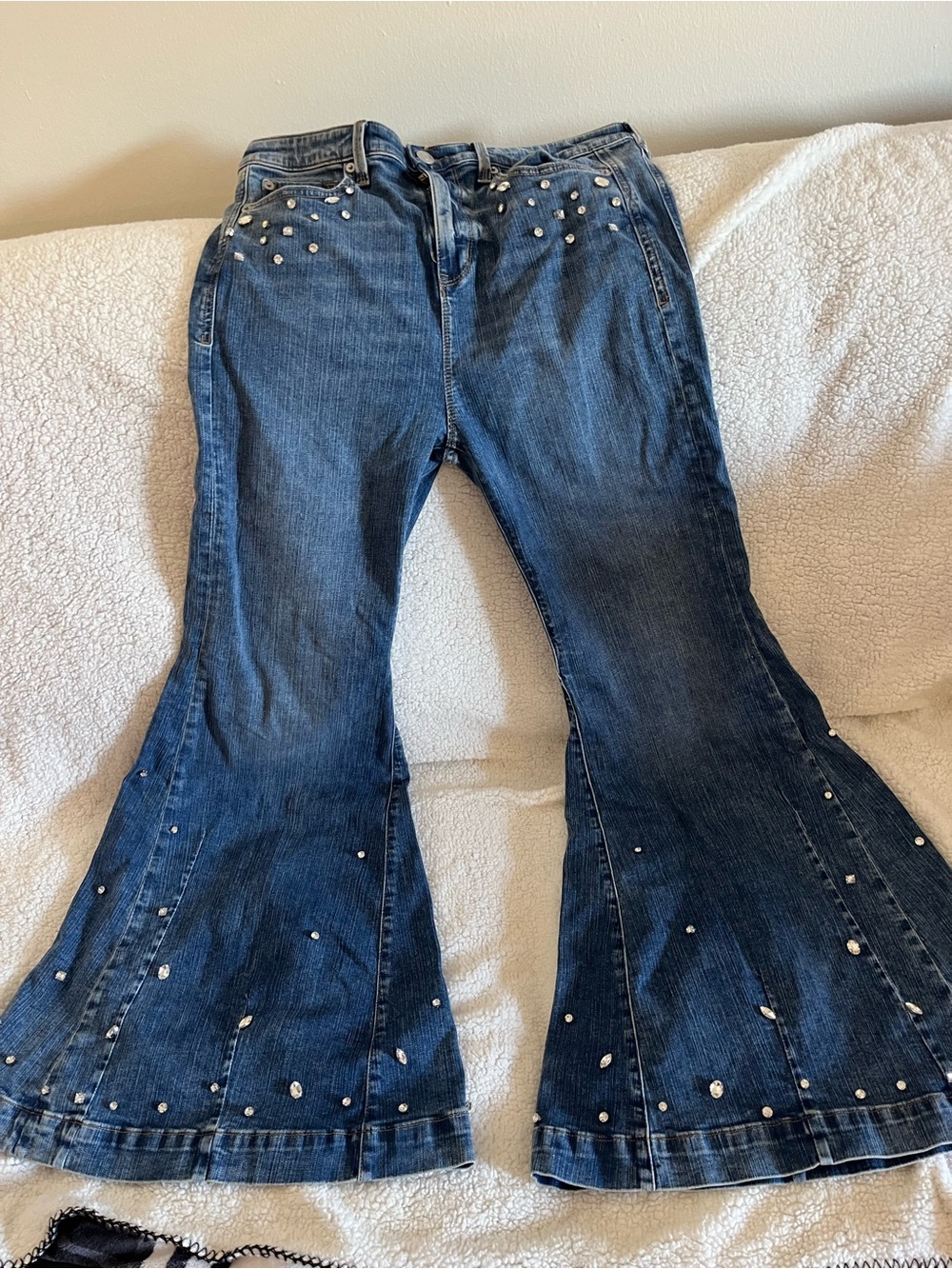 Torrid Festi Collection Rhinestone Flare Jeans plus Size 12 Tall